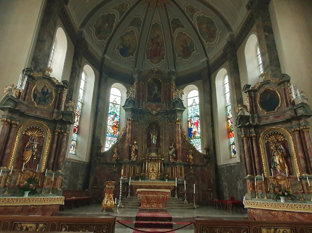 St Dionysius-Kruft必去景点