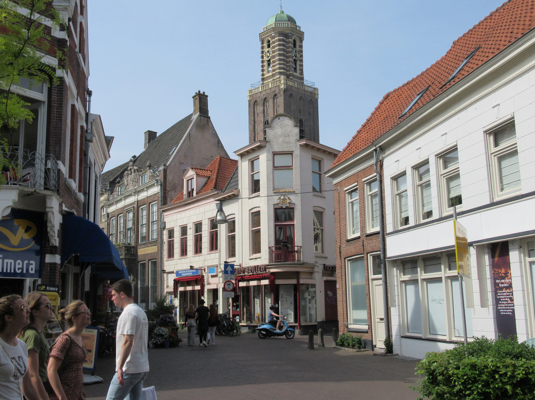 De Peperbus Onze Lieve Vrouwetoren-兹沃勒必去景点