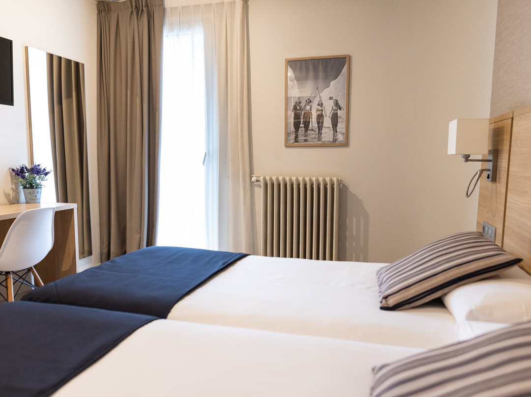 终点站酒店主图