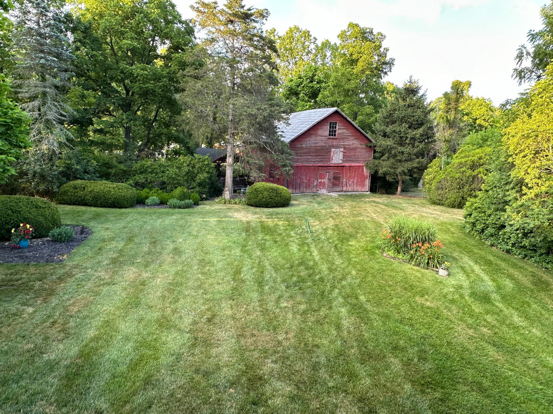 The Hummingbird Inn主图