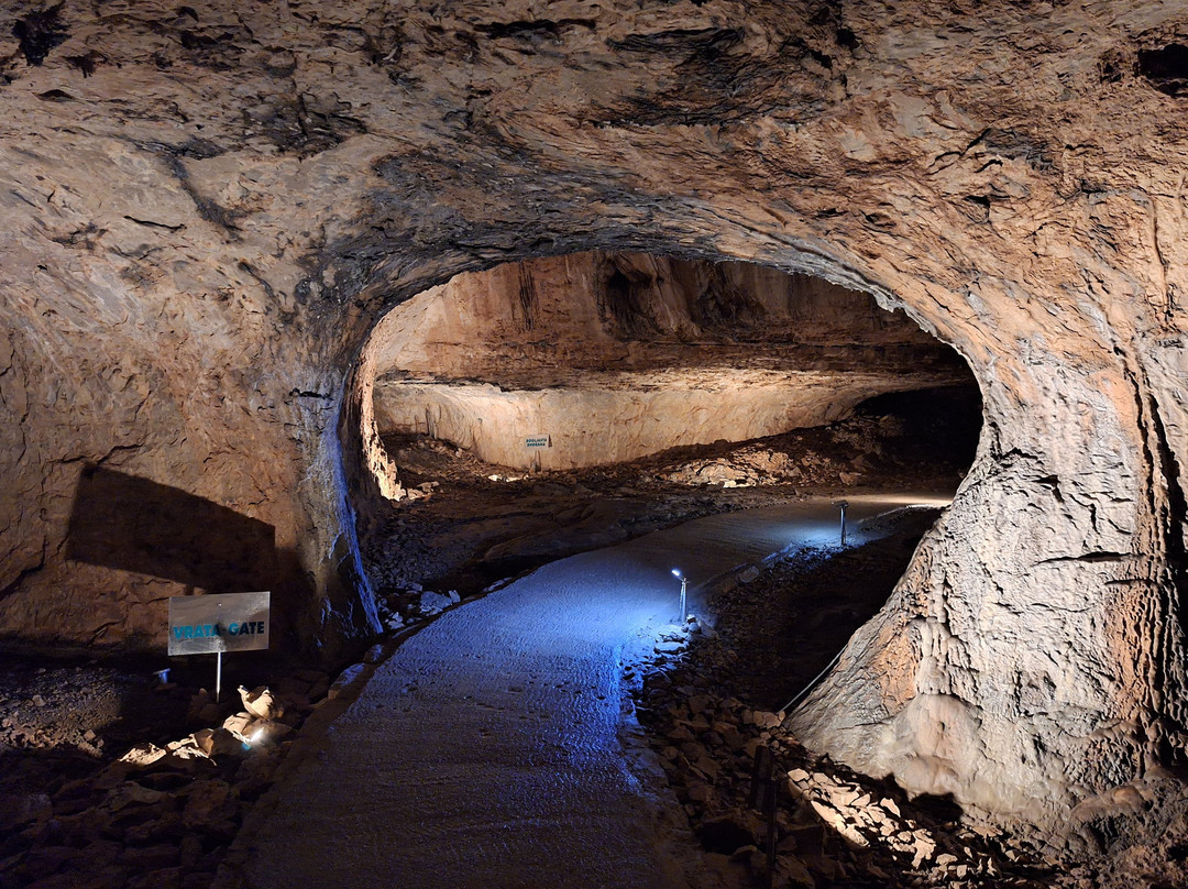 Vjetrenica Cave景点图片