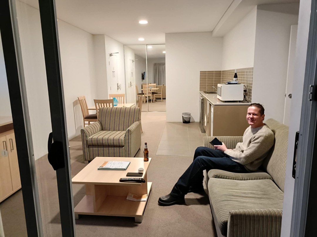 金沙先锋品质套房主图