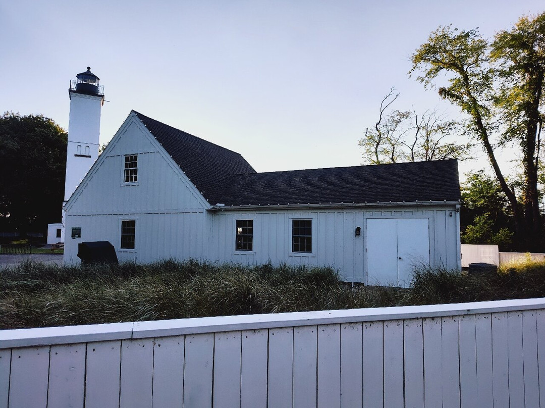 Presque Isle Lighthouse-伊利必去景点