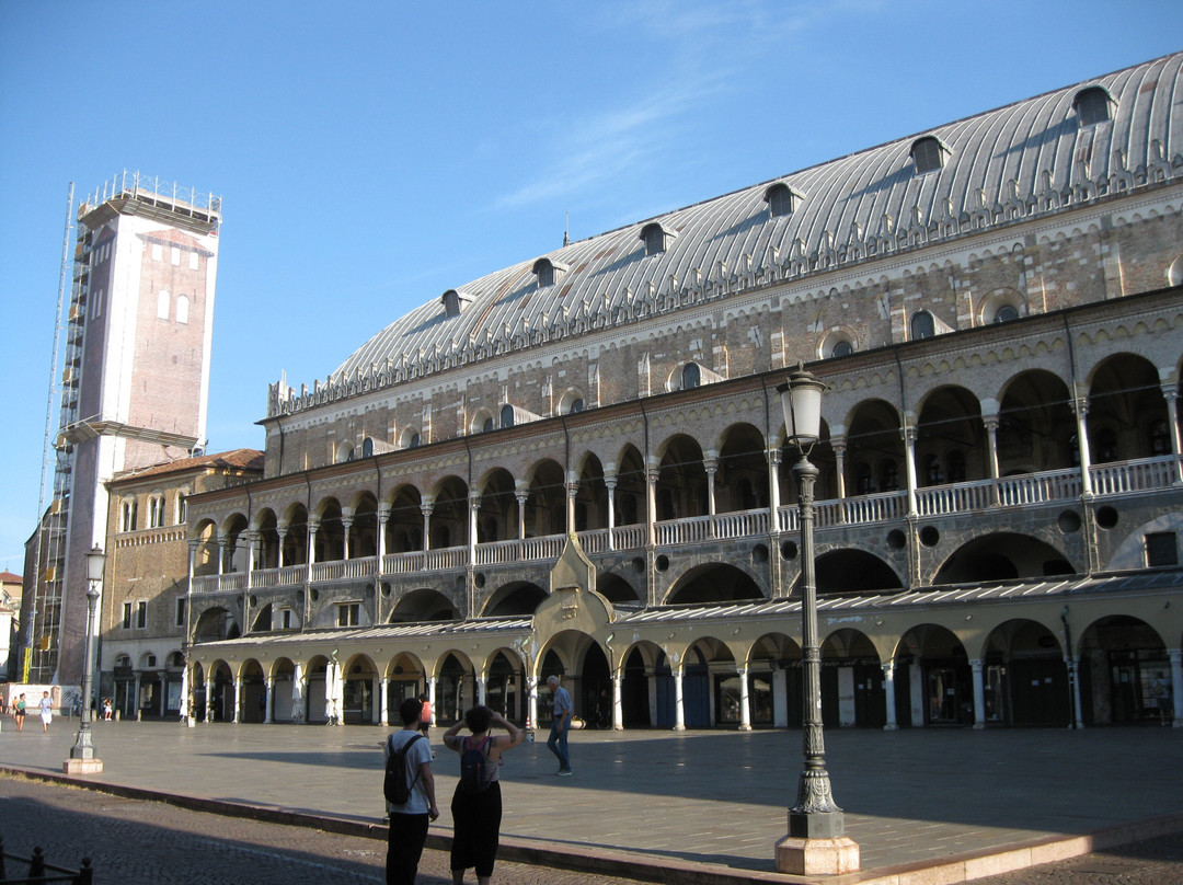 Piazza della Frutta-帕多瓦必去景点