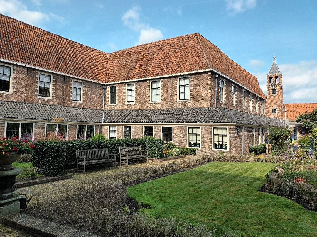 Sint Pietershof (15e Eeuw)-霍伦必去景点