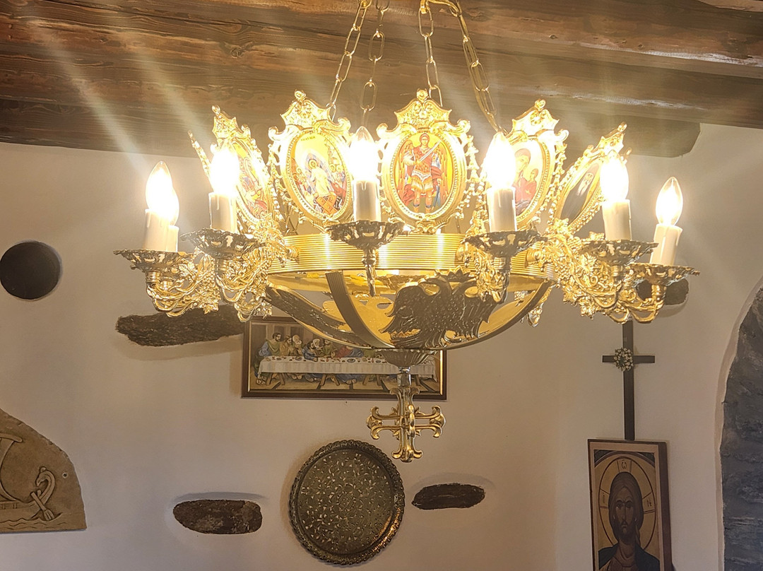 Explore Andros-安德罗斯必去景点