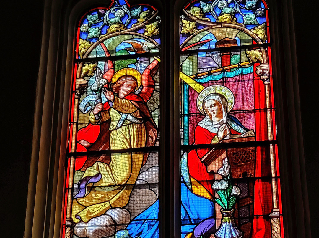 Église Paroissiale  Saint-Caprais景点图片
