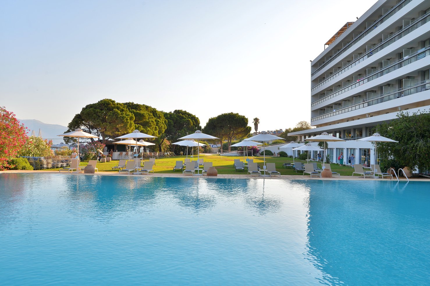 阿柴亚海滩 空气酒店-泳池