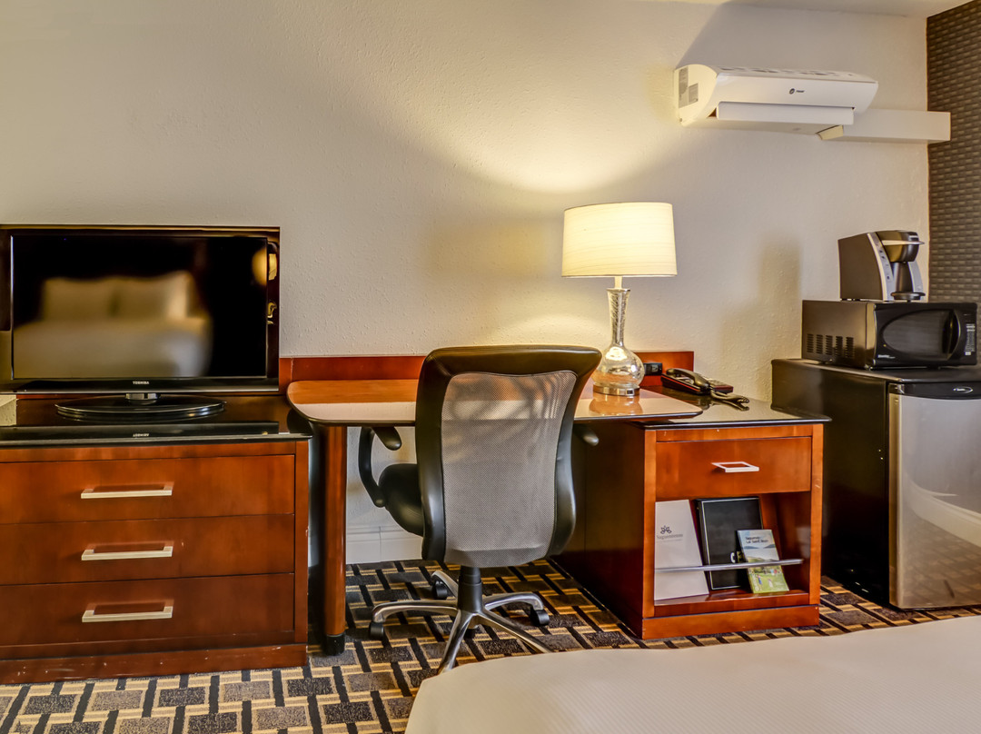 Hotel La Sagueneenne主图