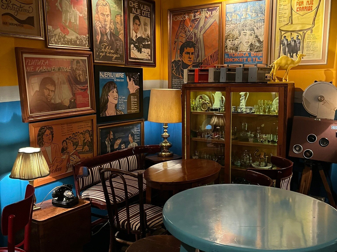 Radio Bar Tirana-地拉那必去景点