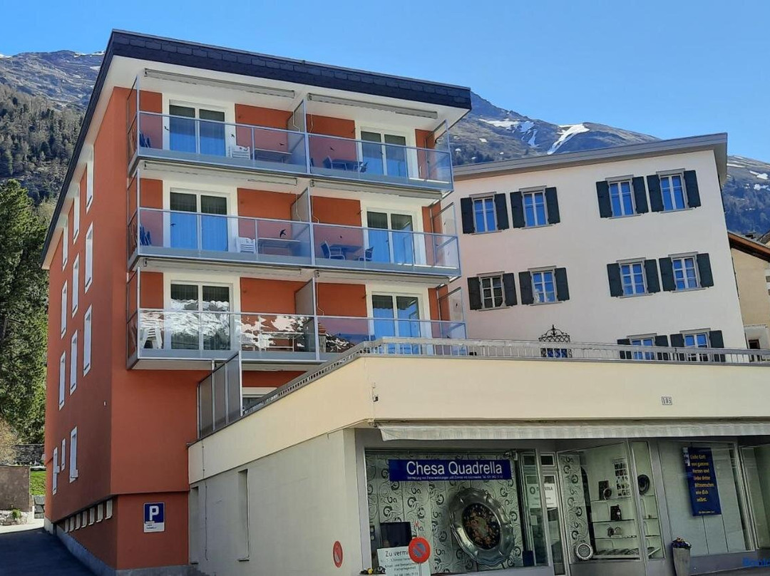 Chesa Quadrella Zimmer Mit Küchenzeile Inklusive Bergbahnen im Sommer-Ausser Studio