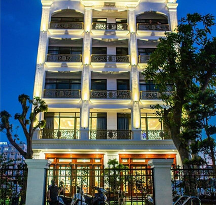 Tan Truong Son Legacy Hotel