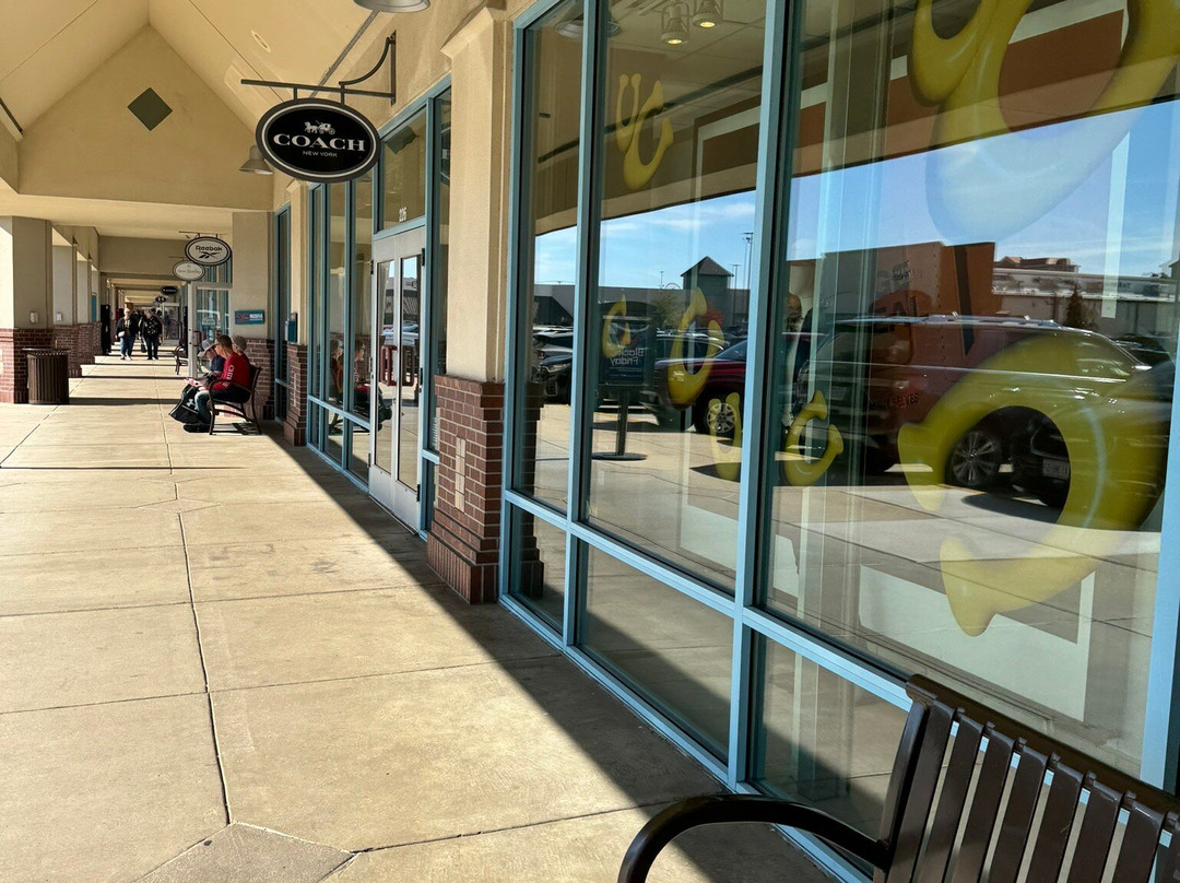 Tanger Outlets Branson-布兰森必去景点