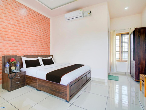 Collection O 77743 Catha Castle