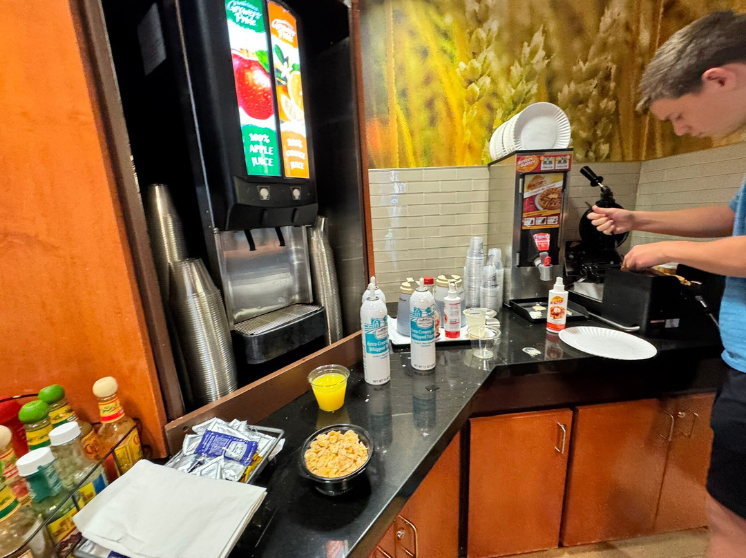 Fairfield by Marriott Inn & Suites Naples主图