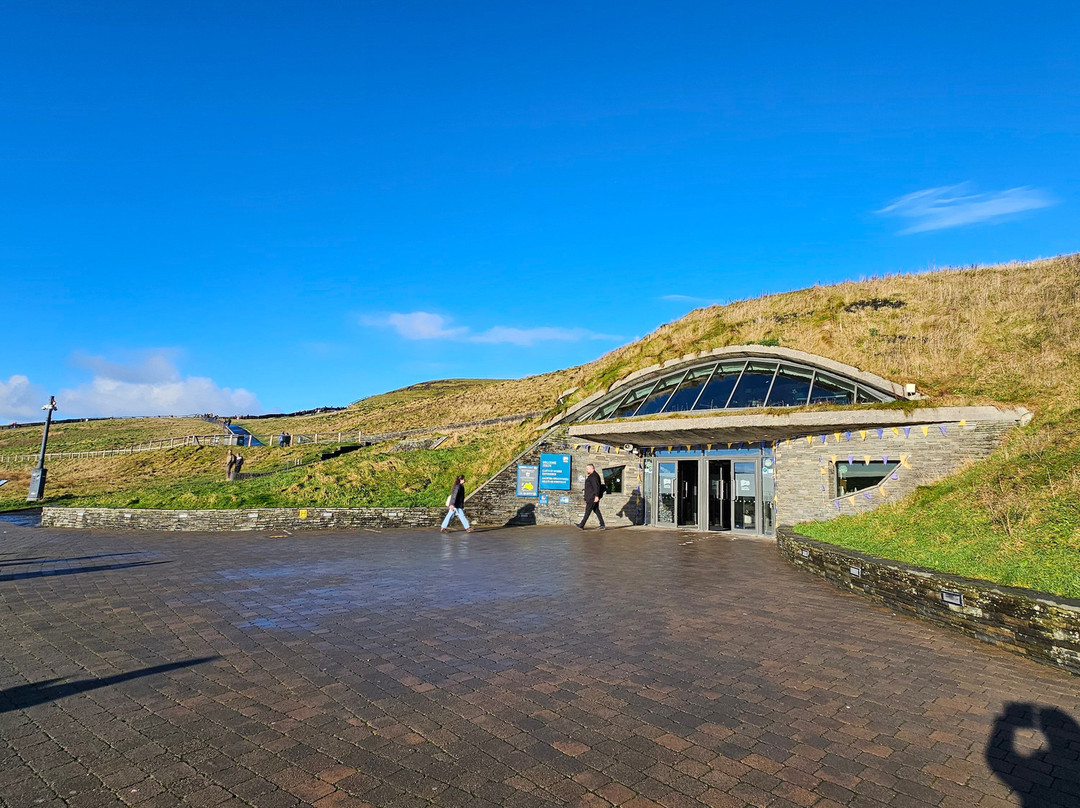 Cliffs of Moher Visitor Centre-Liscannor必去景点