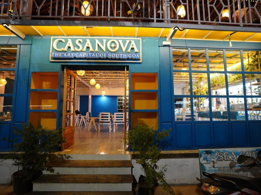 Casanova Hostel & Art Cafe