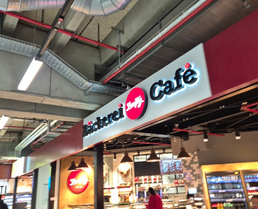 Backerei Cafe Dreißig - Brandenburg Airport