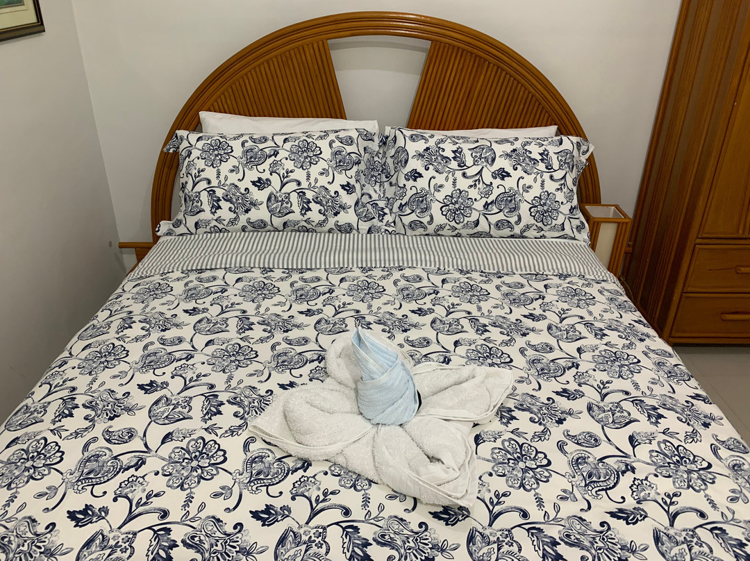 Tartaruga's Hotel and Pagudpud Yacht Club Restaurant主图