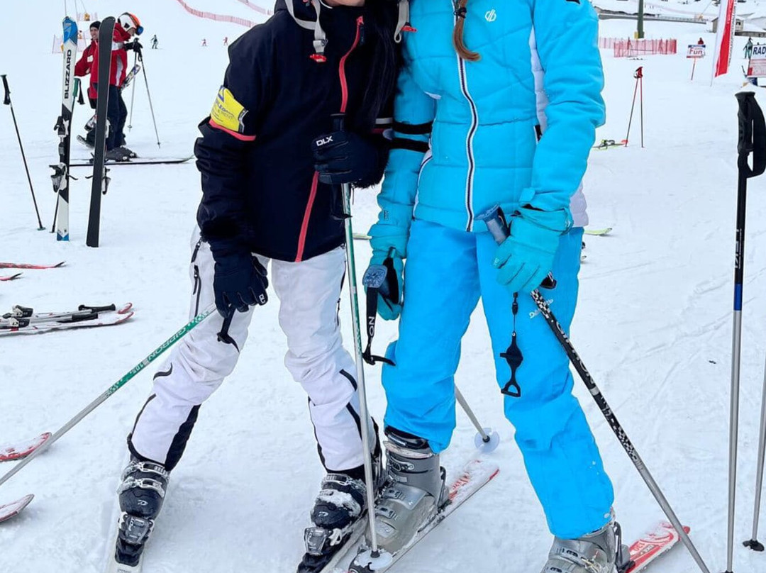 Pontedilegno Ski School景点图片