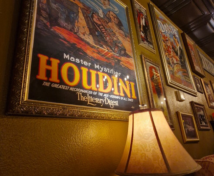 Cosmo's Magic Theater-科罗拉多斯普林斯必去景点