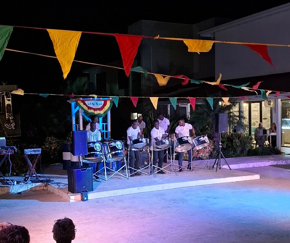 The Courtyard-Port Salines必去景点