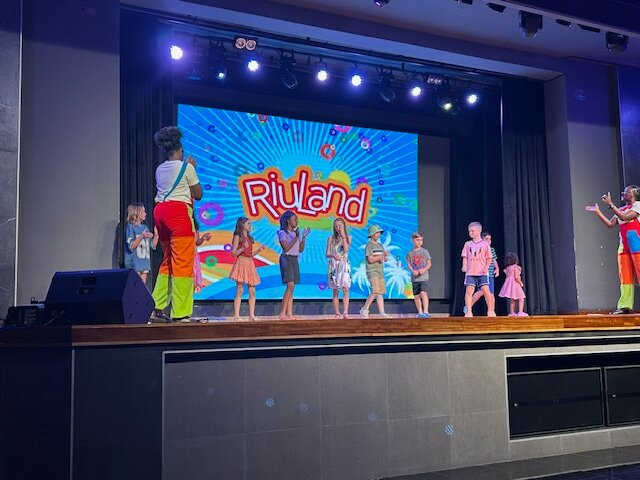 尼哥瑞尔悦宜湾酒店主图