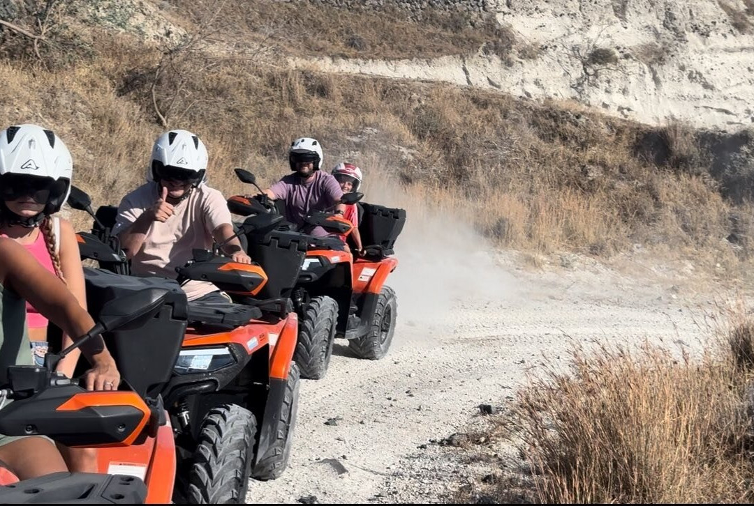Santorini Quad Tours景点图片