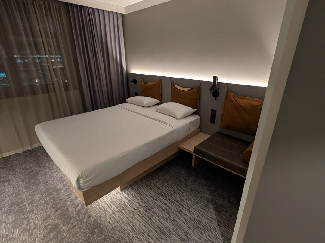 Moxy Cologne Bonn Airport主图