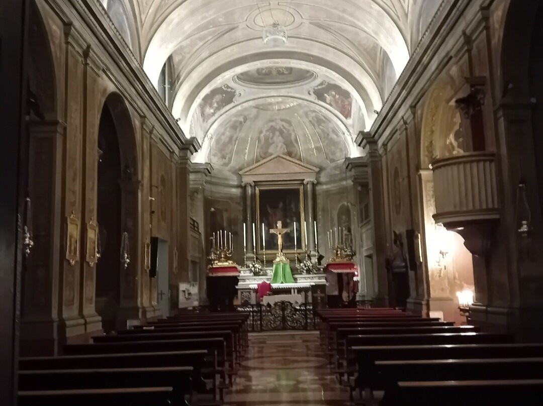 Church of Saint Ambrose "di Villanova"景点图片