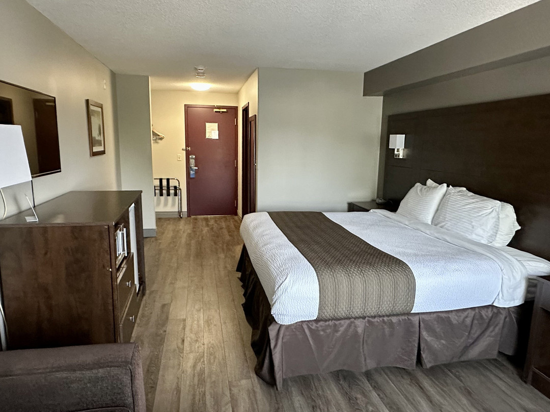 Days Inn by Wyndham Leamington主图