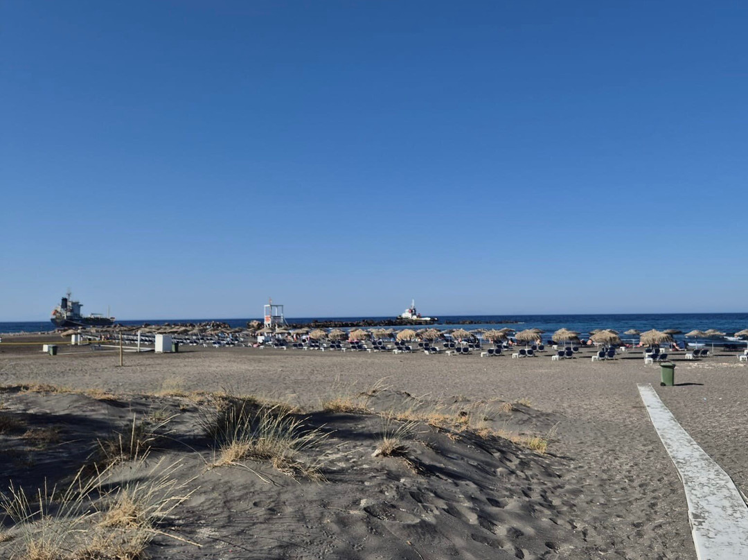 Monolithos Beach-莫诺利索斯必去景点
