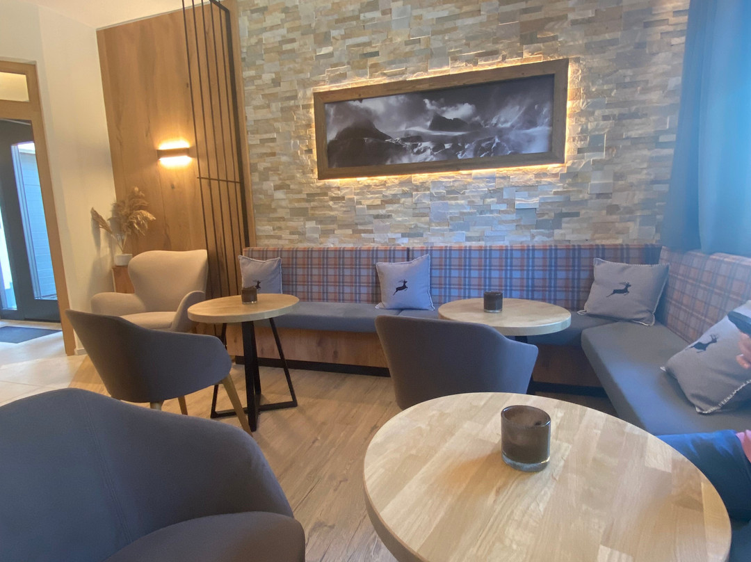 奥贝图内霍夫酒店主图