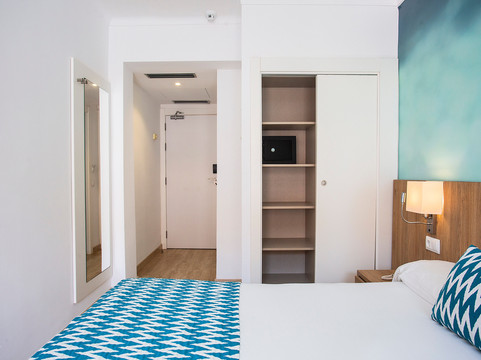 BQ 萨拉酒店 - 限成人主图