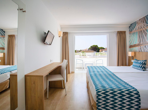 BQ 萨拉酒店 - 限成人主图