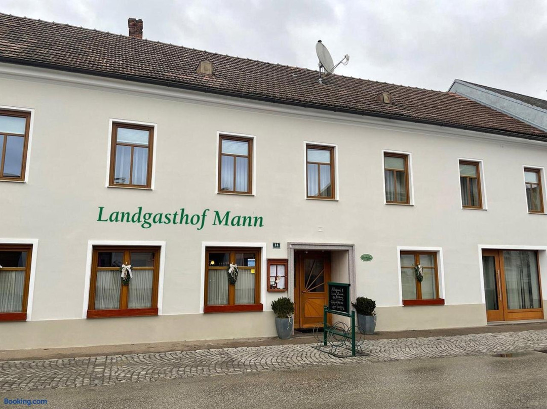 Zwentendorf an der Donau酒店住宿-Konigsbrunner Landgasthof