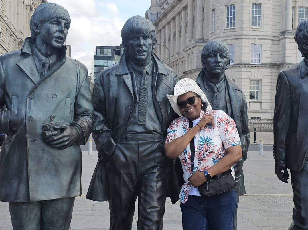 Beatles Statue-利物浦必去景点