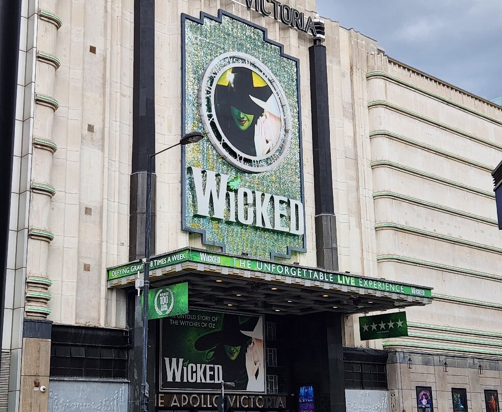 主教广场-伦敦必去景点