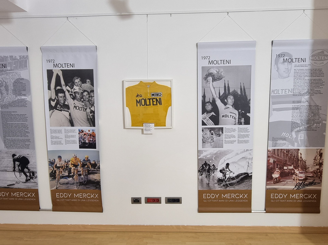 Santuario Della Madonna del Ghisallo - Museo Del Ciclismo-Magreglio必去景点