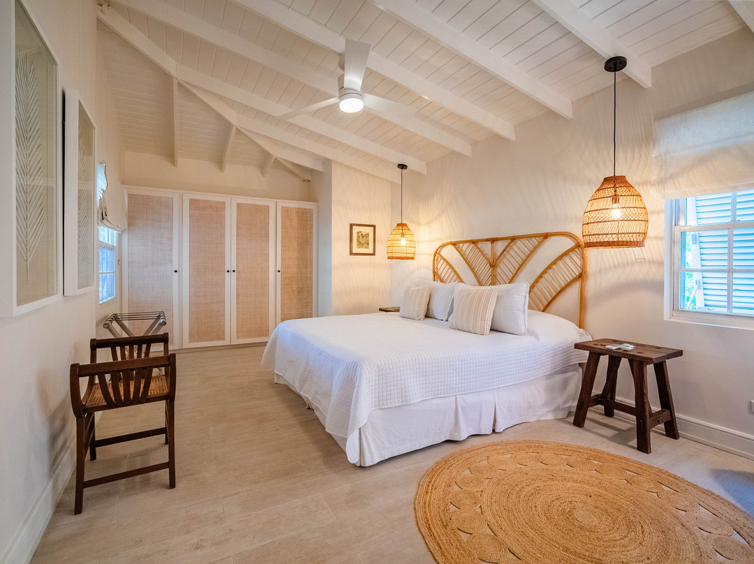 Little Good Harbour主图