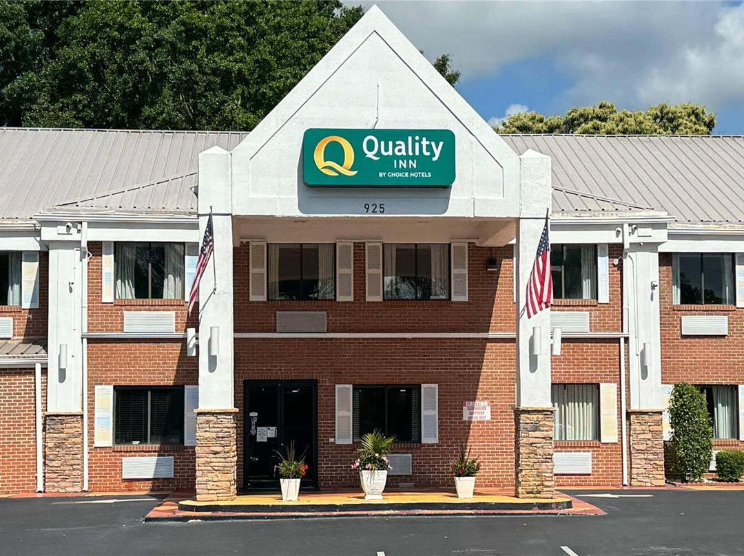 Aragon酒店住宿-Quality Inn