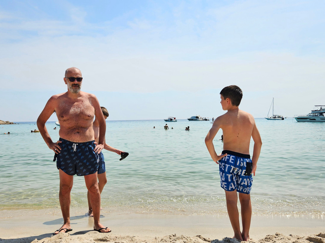 Plage de Canella-Sari-Solenzara必去景点
