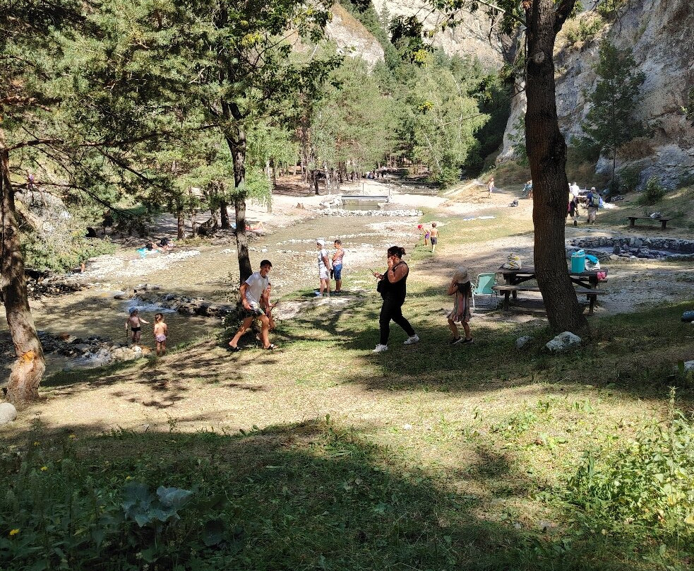 Cascade de Saint-Benoit-Avrieux必去景点