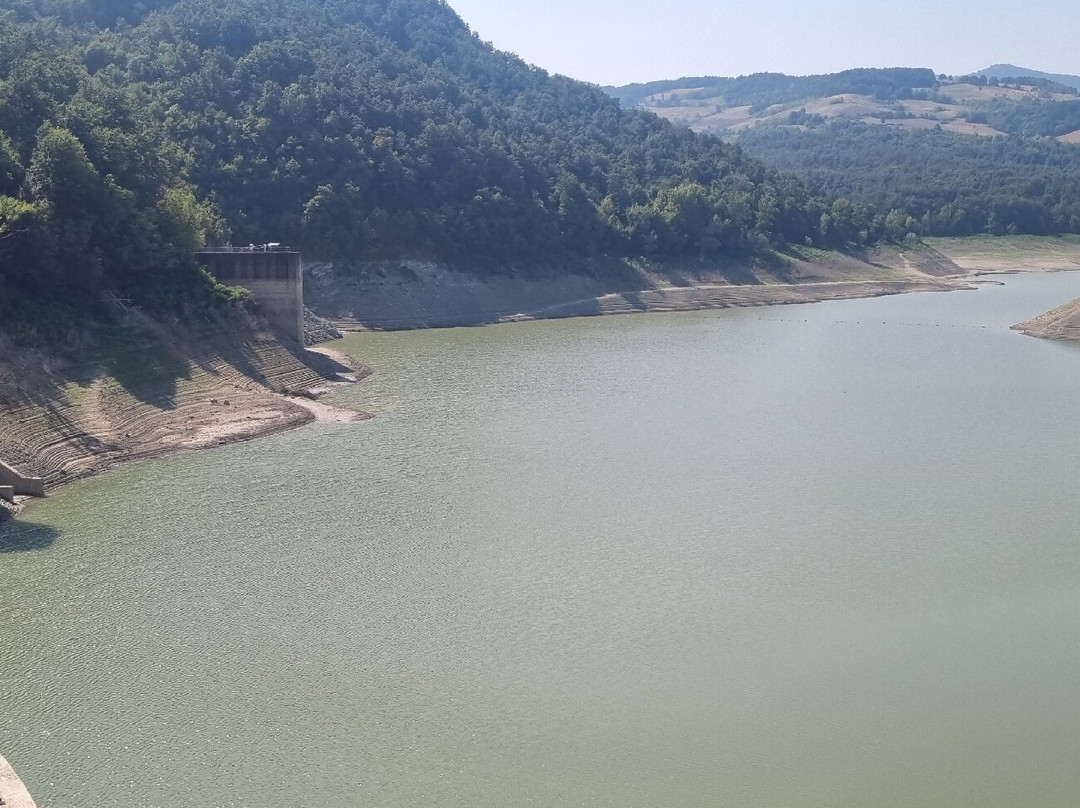 Lago di Trebecco e Diga del Molato-Nibbiano必去景点