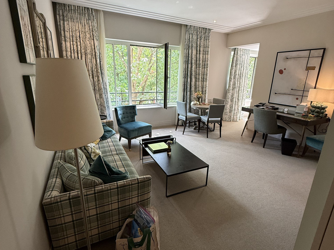 罗科·福尔蒂查尔斯酒店主图