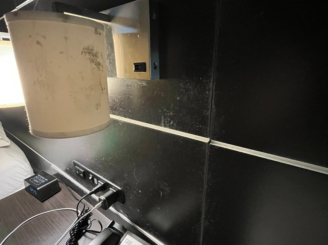 哈迪维尔希尔顿海德快捷假日&套房酒店主图