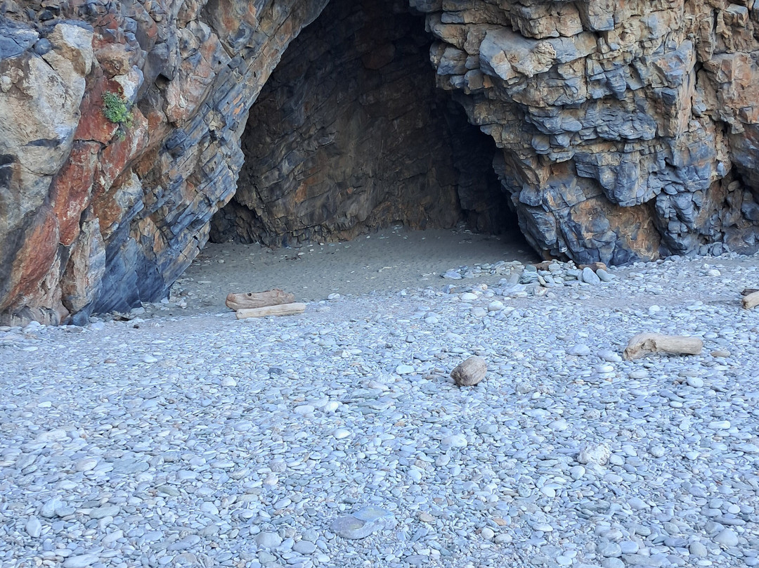 Mylopotamos Beach-Mouresi必去景点