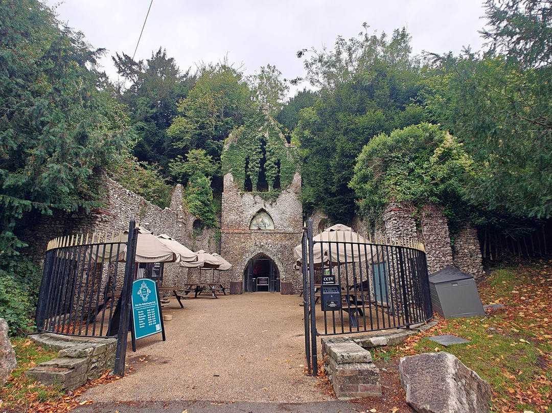 Hell-Fire Caves-West Wycombe必去景点