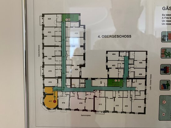 苏黎世施维泽霍夫酒店主图