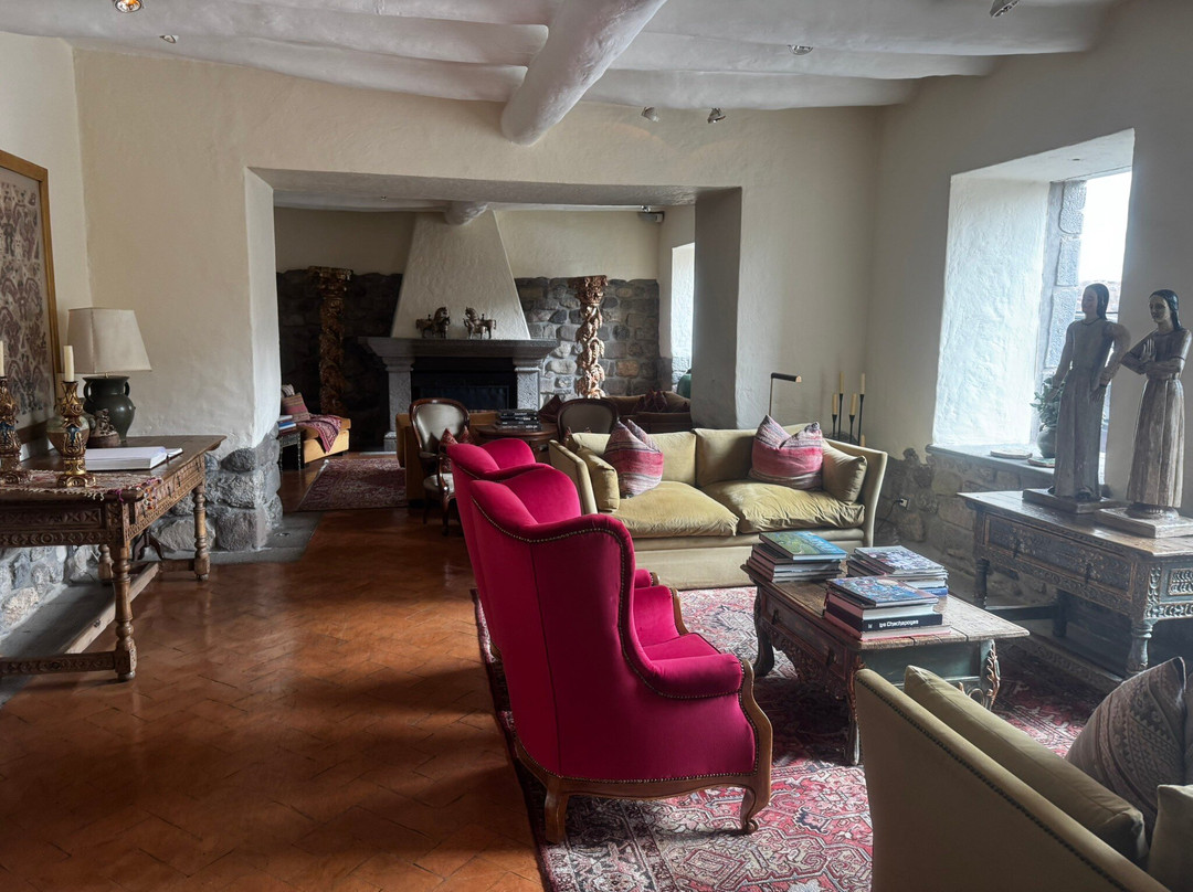 因卡特拉拉卡斯纳酒店主图